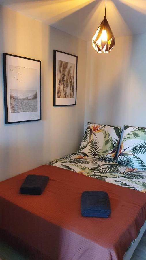 Tropical - Appt Climatise - Proche Plage - Aquarium - Parking - Wifi Canet-en-Roussillon Exteriör bild